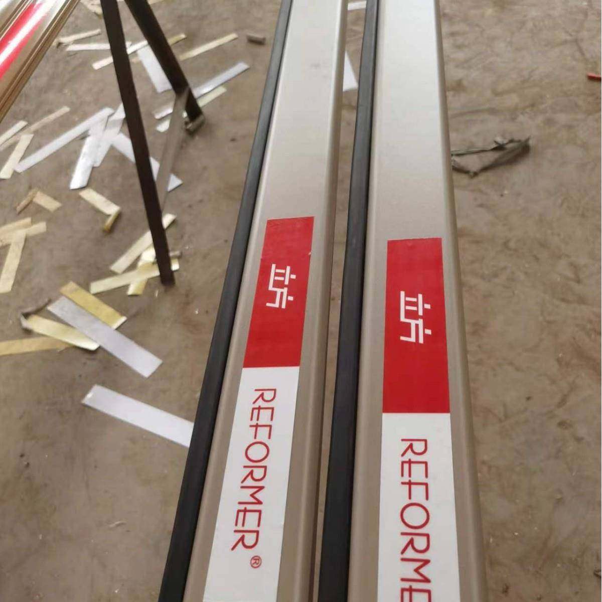 重庆胶条道闸杆内置灯条道闸杆外置灯条道闸杆压力波道闸杆气囊杆,淘宝优惠券,粉丝福利购,淘宝优惠卷