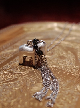 2026小马流苏吊坠长项链