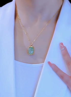 春夏绿水滴方形项链女