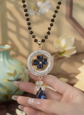秋冬款蓝色水晶花朵项链女