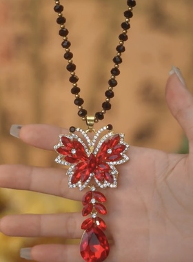 复古红色蝴蝶项链毛衣链女