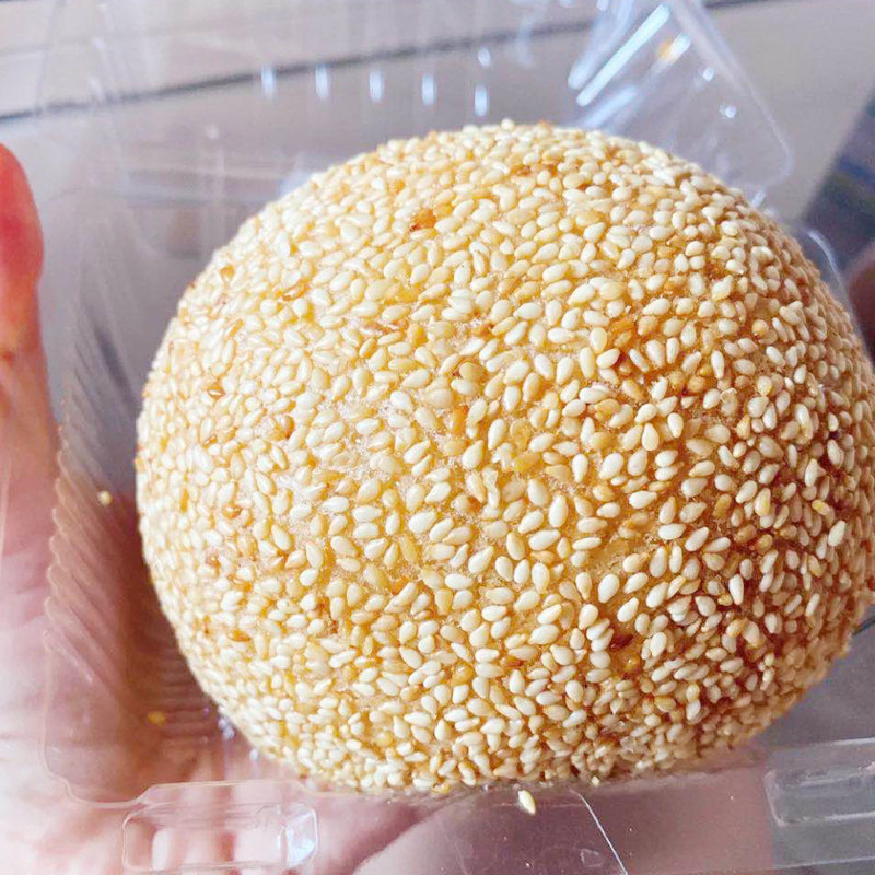 上海徐家汇白玉兰面包房黑洋酥大麻球早餐油炸食品糯米豆沙麻球_虎窝淘
