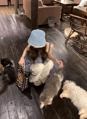 一种感觉阁楼猫咖牛仔渔夫帽蕾丝