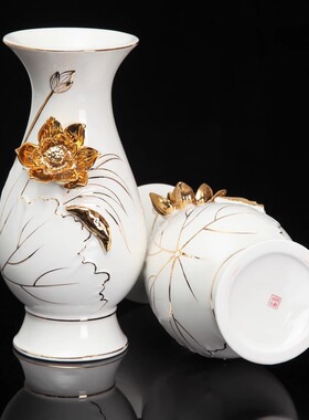 陶瓷浮雕描金白色花瓶包邮熏香炉