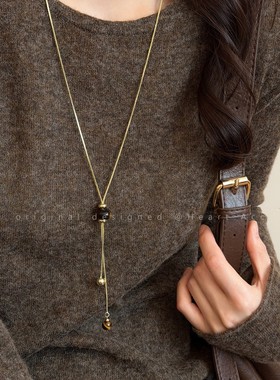 金色虎眼石抽拉项链女款轻奢高级感长款秋冬毛衣链复古美拉德配饰