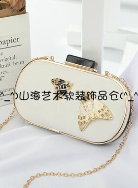 样板房衣帽间化妆台轻奢拍摄香水包包化妆品组合样板软装道具摆设