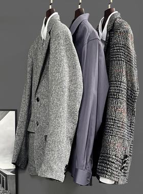 北欧风样板间衣柜软装道具饰品灰色男士衣帽间衣服样板房装饰摆件