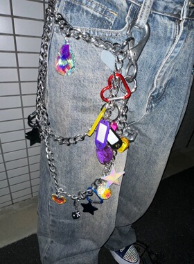 Srrybabe金属配件可斜挎造型感手机链&毛绒毛毛可斜挎手机链