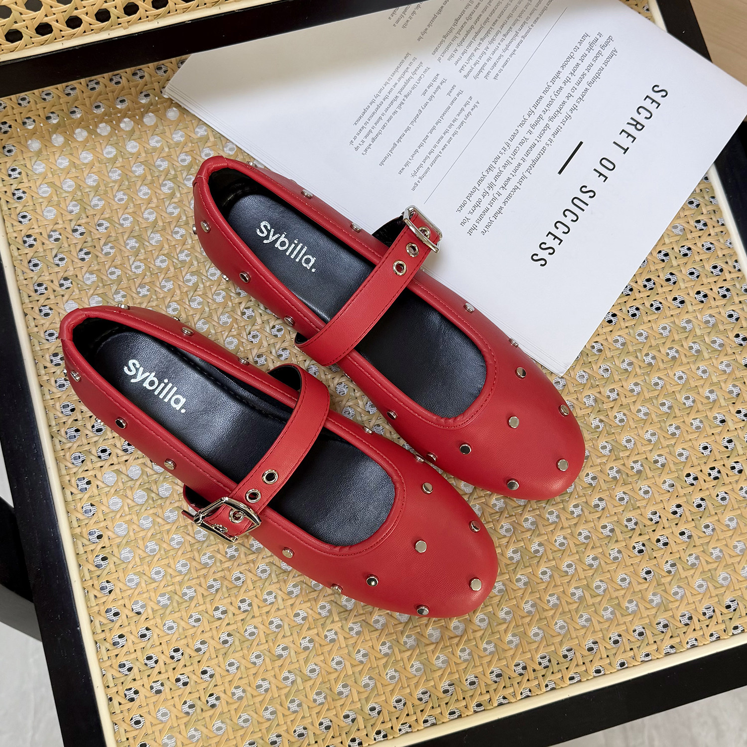 如履平地 外贸铆钉玛丽珍单鞋复古圆头一字带平底黑红豹纹女鞋,淘宝优惠券,粉丝福利购,淘宝优惠卷