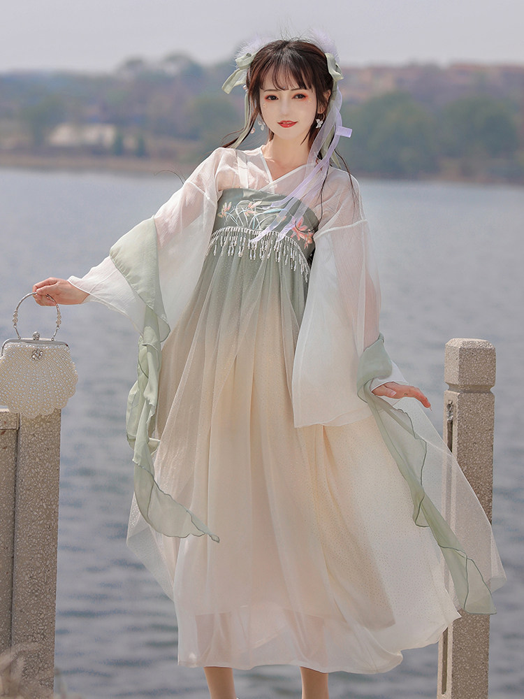 百合姬唐制女正品原创中国风汉服 安炎汉服