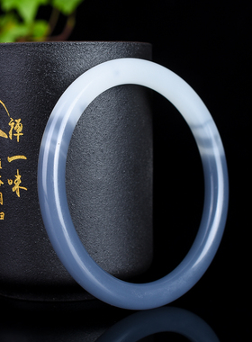 新疆和田玉烟灰玉细圆条少女手镯昆仑玉乌边料黑白色羊脂玉手镯子