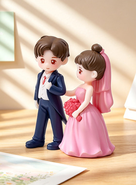 可爱甜蜜婚纱礼服情侣公仔萌粒 娃屋diy装饰品配件迷你桌面小摆件