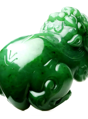 立体雕工玉质细润手感好平安富贵