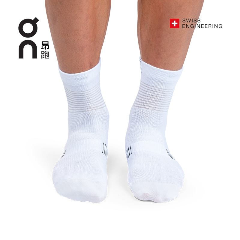 On昂跑 Ultralight Mid Sock 男款轻量舒适中帮跑步袜 - 图0