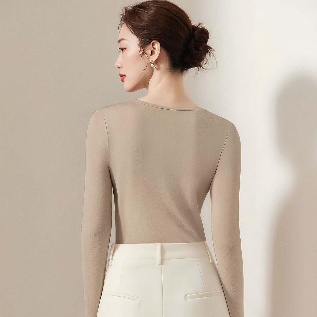 润微轻暖打底上衣衫圆领蓄热保暖内搭可外穿女士百搭保暖内衣秋衣