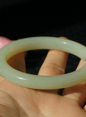 24#内径53.5mm天然和田玉手镯小手镯小尺寸油润通透青白玉小口径