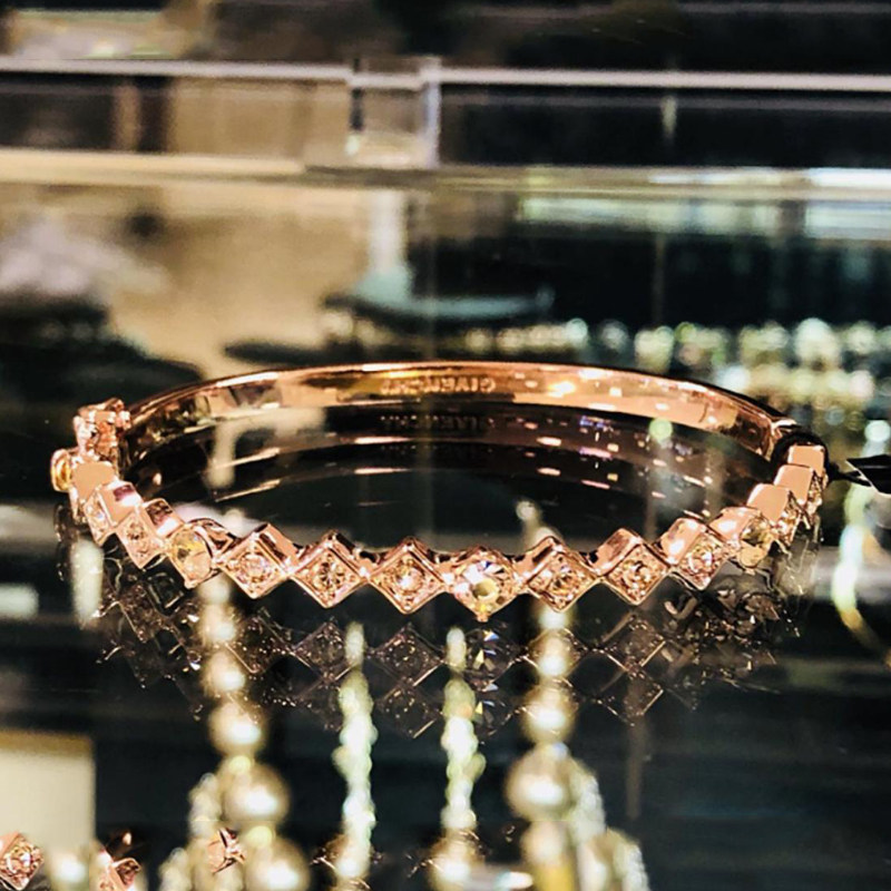 givenchy /纪梵希正品女镶方钻手镯 3H2O海外手镯