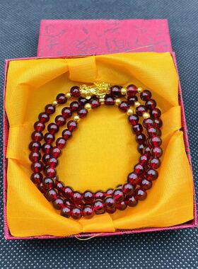 批发高仿石榴石酒红色多圈金色配件貔恘女士手链佛珠男女士小礼品