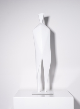 现代简约家居客厅电视柜书房软装样板房抽象金属人物雕塑装饰摆件