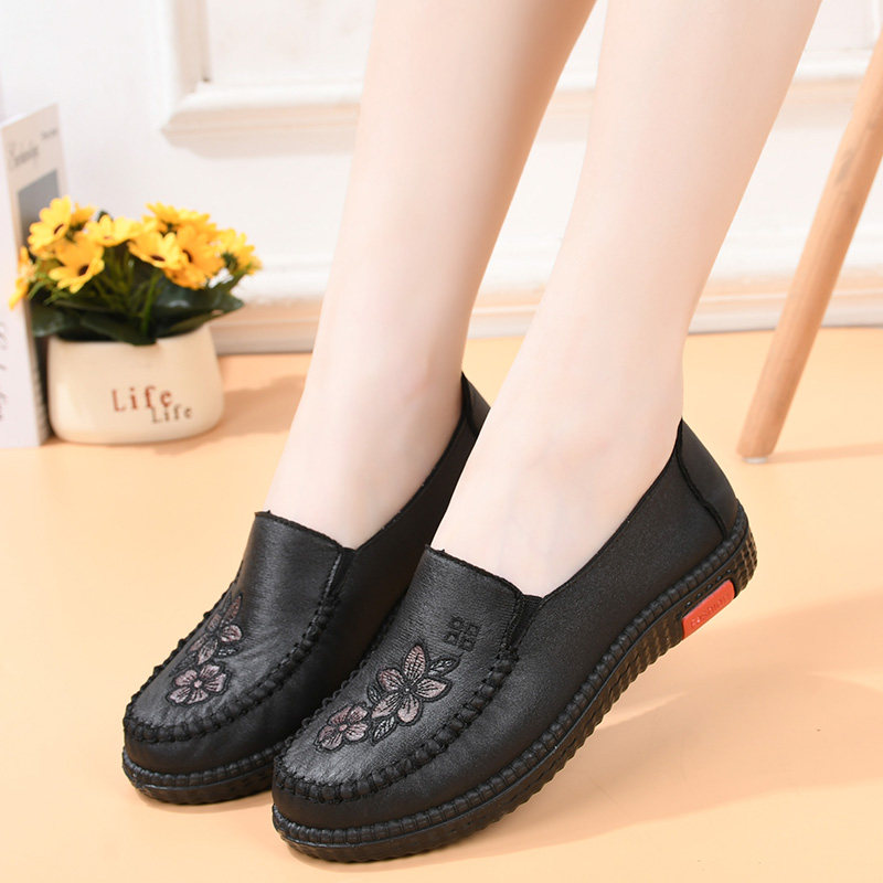 老北京布鞋女休闲平底单鞋中老年软底舒适妈妈鞋刺绣乐福鞋一脚蹬,淘宝优惠券,粉丝福利购,淘宝优惠卷