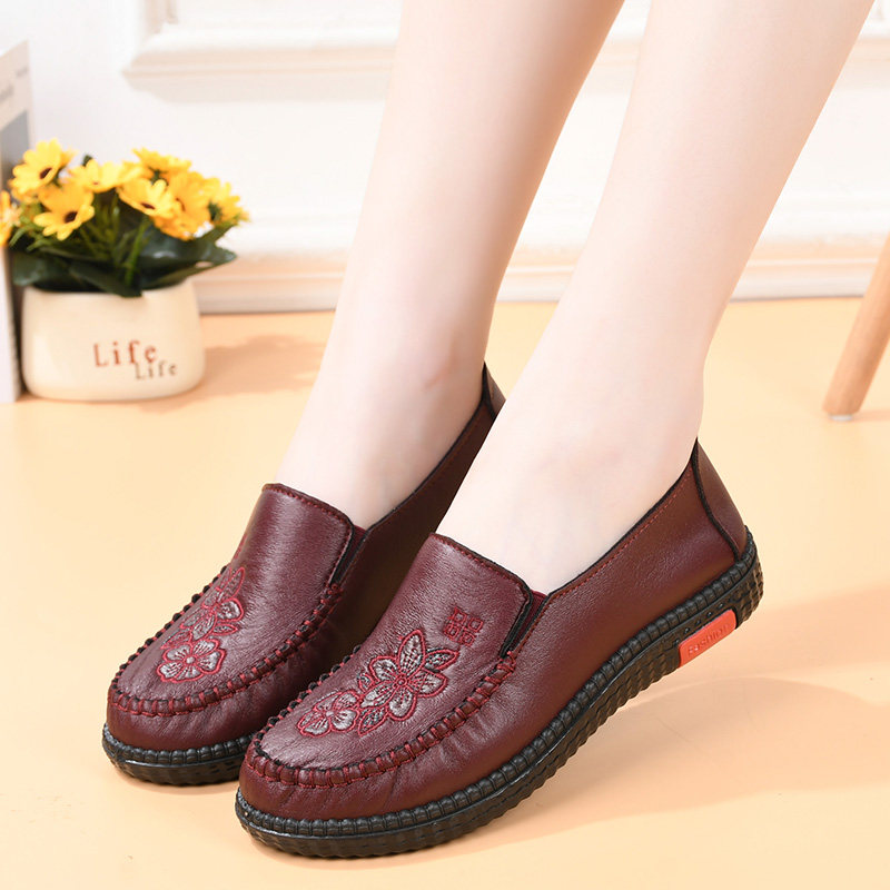 老北京布鞋女休闲平底单鞋中老年软底舒适妈妈鞋刺绣乐福鞋一脚蹬,淘宝优惠券,粉丝福利购,淘宝优惠卷