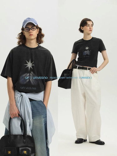 Unvesno(UN)复古炒雪花磨破工艺手捧星印花情侣款宽松T恤 - 图2