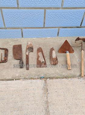 老式工匠砌墙工具复古装饰摆件