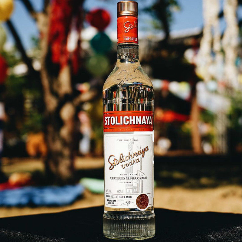 苏联红苏连红牌伏特加苏红Stolichnaya vodka鸡尾酒调酒700ml基酒 - 图1