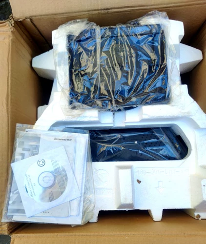 Инвентаризация Новый 17 -жатный ЭЛТ -дисплей Количество с ограниченным дисплеем с ограниченным дисплеем Чистый дисплей