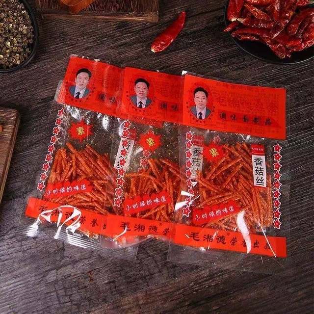 Mao Xiangde Mushroom Spicy Slices Spicy Shreds 8090 Post-Nostalgia Foodies Childhood Snacks Spicy Snacks Food