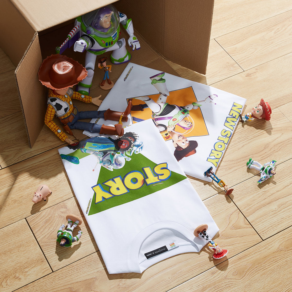 太平鸟男装玩具总动员系列短袖t恤 太平鸟男装outlets店T恤