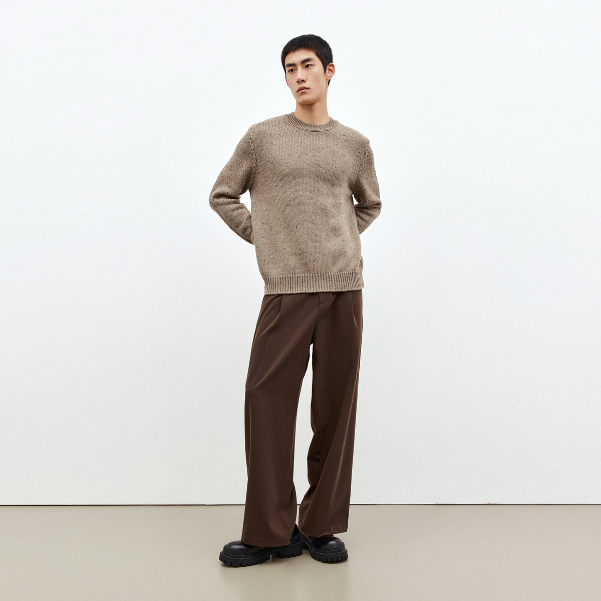  太平鸟男装outlets店针织衫/毛衣