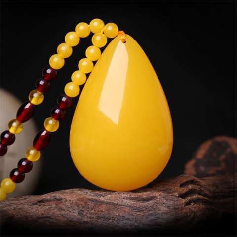 血珀吊坠仿蜜蜡挂件长款关公毛衣链 梦豪项链