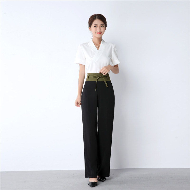  奢出酒店工作制服