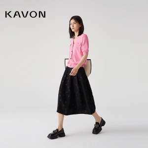 Kavon/卡汶粘胶曲珠气质优雅小香风温柔V领修饰颈部针织开襟毛衫