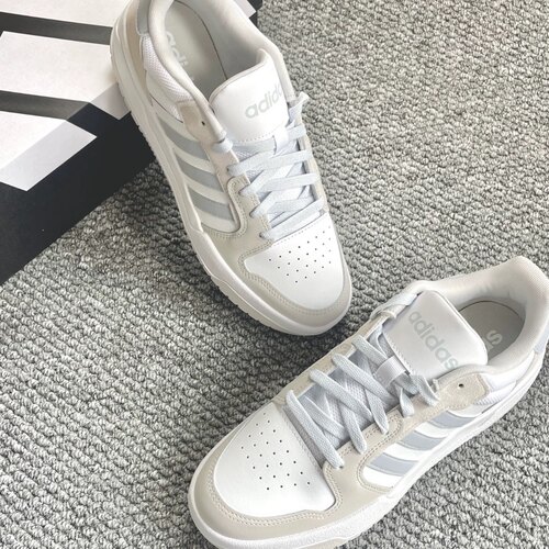 Adidas阿迪达斯ENTRAP 男女同款低帮舒适耐磨运动休闲板鞋JI2561 - 图2