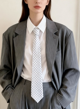 wemi围觅白色小波点领带7公分窄版柔软薄款手打颈部配饰高级感
