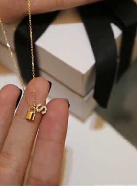 【锁心星芒】SK小众设计感镶钻字母锁头吊坠项链女锁骨链不退色