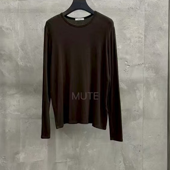 现~2025秋季新女芯宝韩国代购MUTE简约基础款纯色宽松长袖打底T恤 - 图2