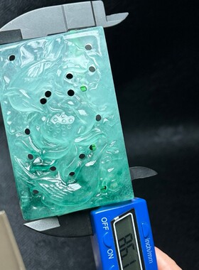 缅甸老坑帝王翡翠色镂空花开富贵牌高冰霸气男款观音吊坠玉石挂件