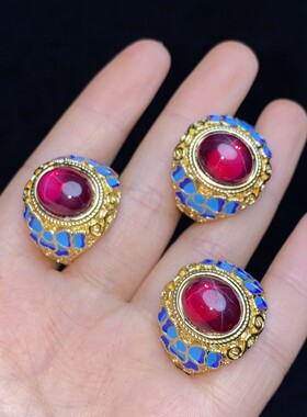 古玩旧藏刻工漆器首饰盒内珍藏景泰蓝镶六芒星光宝石戒指套盒