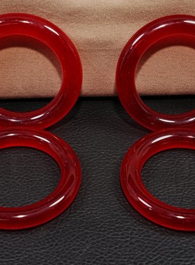 古玩杂项旧藏怀旧饰品类礼品红翡翠玉手镯搭配精美漆器木料盒子