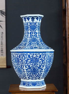 青花瓷缠枝莲花瓶景德镇陶瓷器新中式客厅书房酒店装饰品仿古摆件