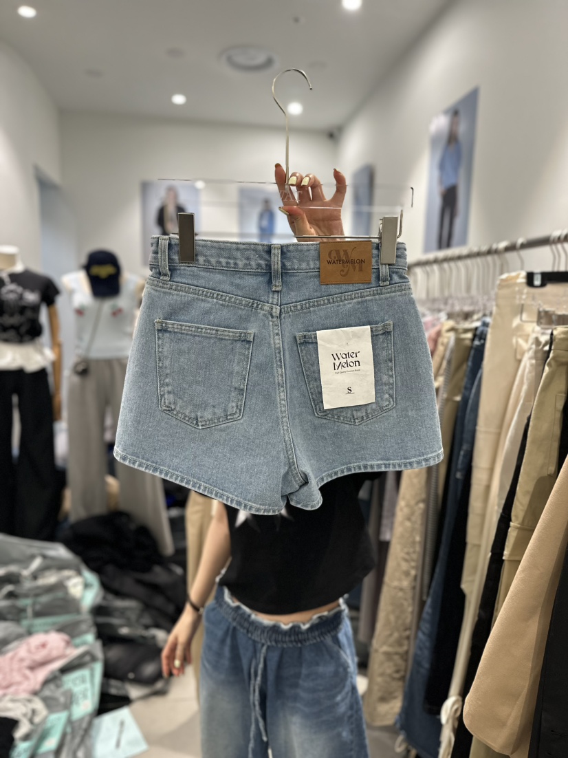 WATERMELON韩国代购东大门2024夏季新款时尚纯色牛仔短裤热裤女 - 图0