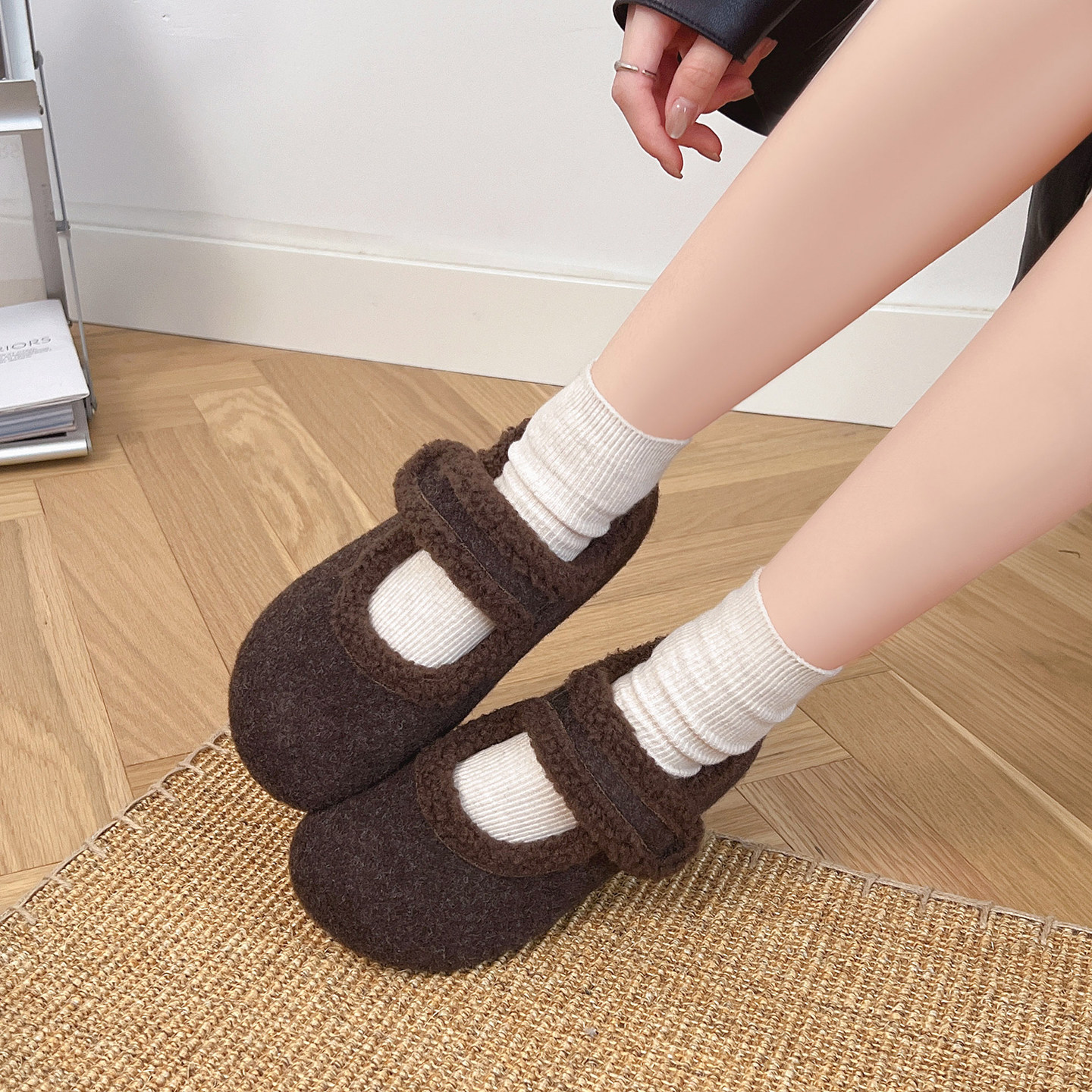 软乎一字带玛丽珍防滑软底踩屎感女秋冬魔术贴加绒外穿毛毛懒人鞋,淘宝优惠券,粉丝福利购,淘宝优惠卷