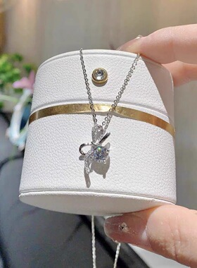星光微镶蝴蝶结925纯银项链女轻奢高级感1克拉莫桑石吊坠一件代发