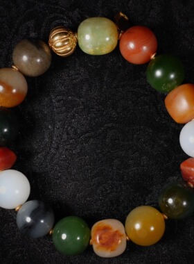 「朴拙雅逸」籽料老玛瑙多宝手串999足金 玉无定式 适者为珍