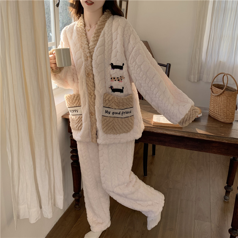 2025新款长袖卡通睡衣女春秋冬季珊瑚绒加厚保暖法兰绒家居服套装,淘宝优惠券,粉丝福利购,淘宝优惠卷