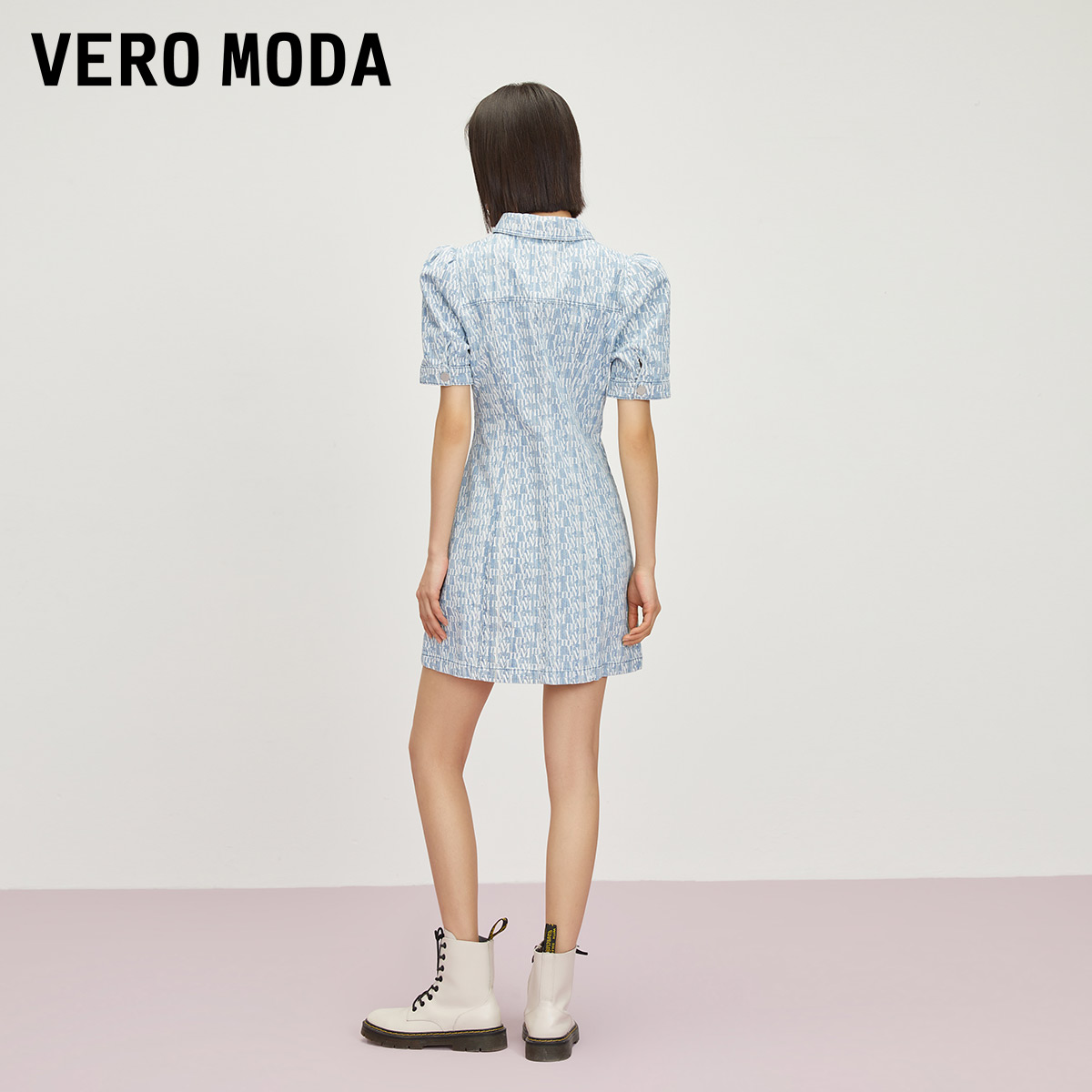 Vero Moda连衣裙夏季镂空满印时尚气质减龄短袖牛仔短裙女 - 图1