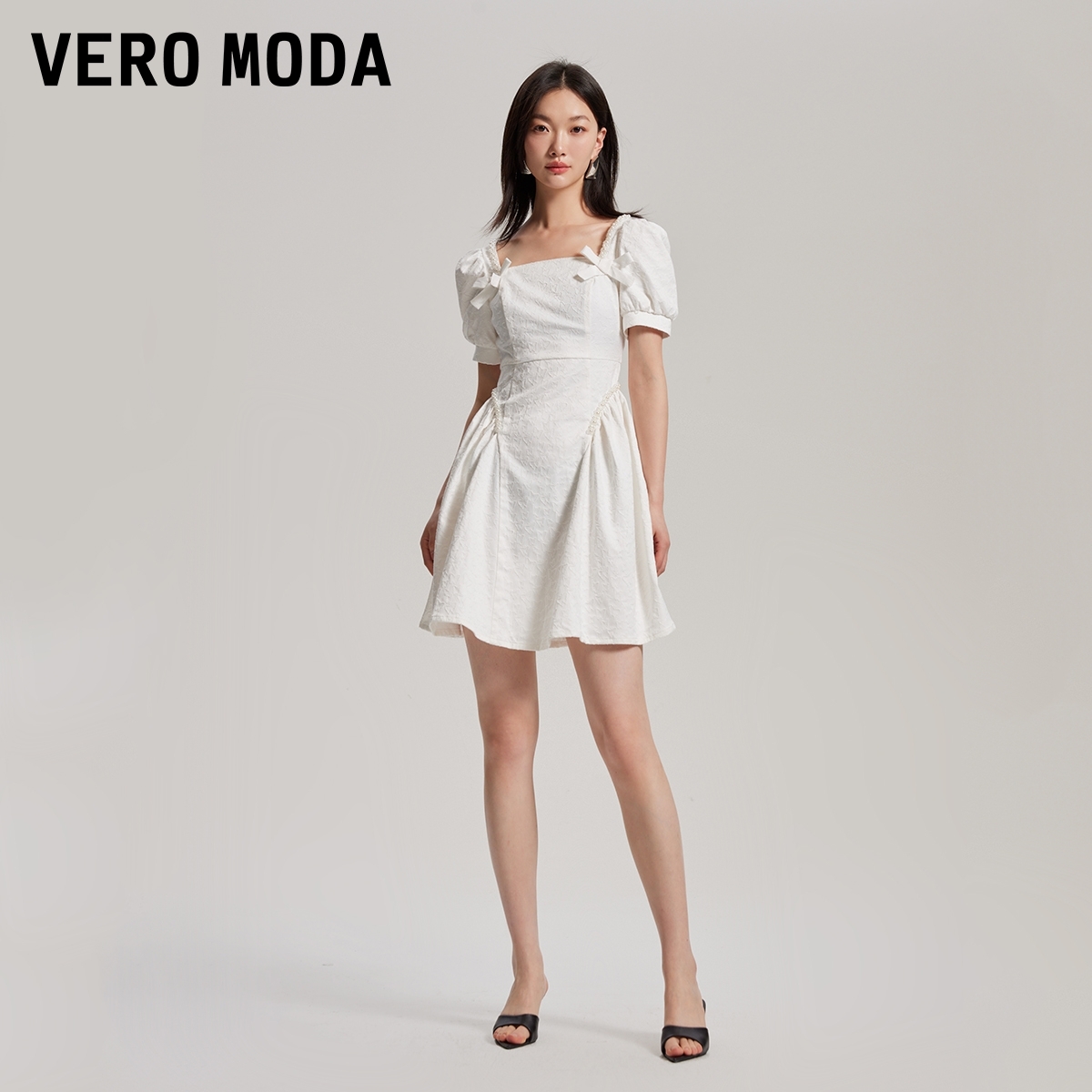 Vero Moda连衣裙女2024春夏新款蝴蝶印花收腰方领泡泡袖公主裙